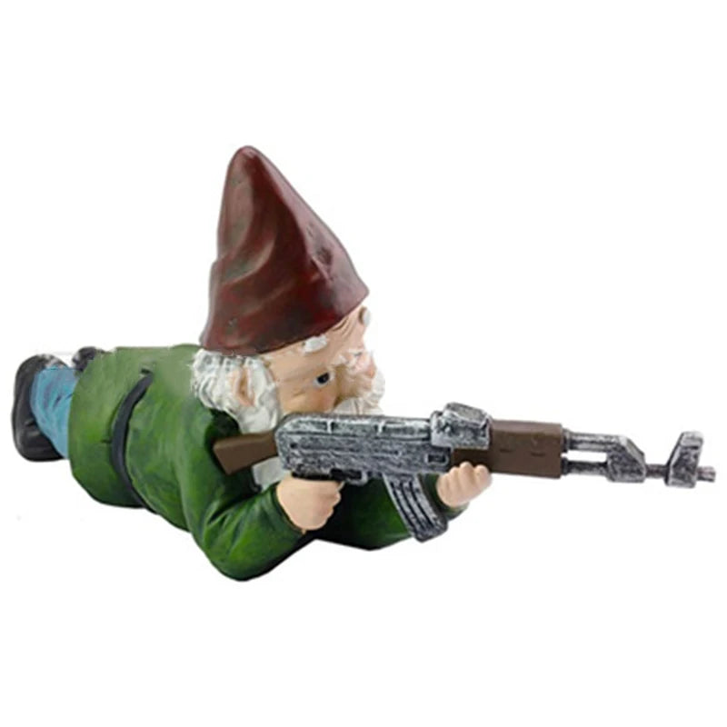 Garden Lawn Funny Army Statue